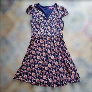 BETSEY Johnson floral dress